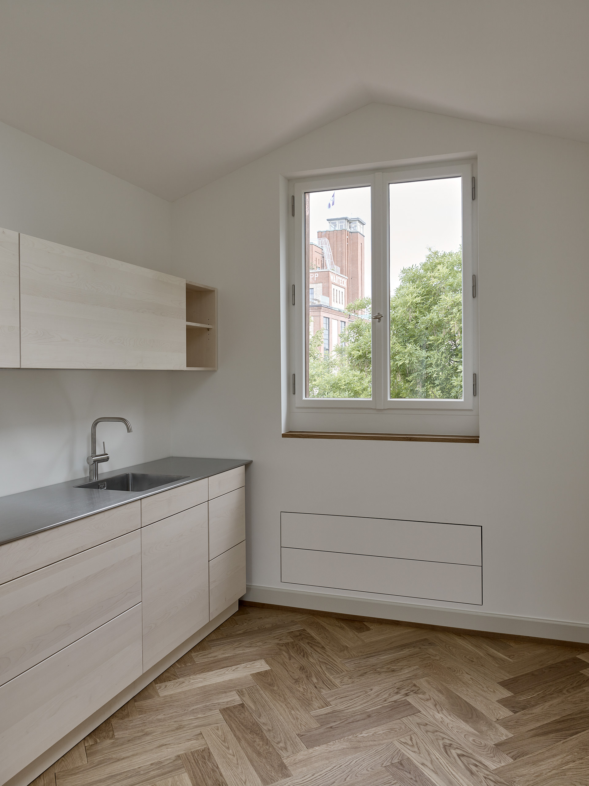 E19707 Alpa 089821 SCREEN